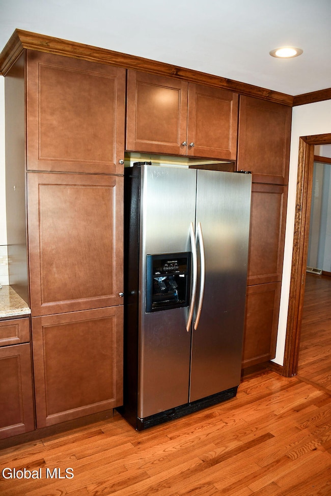 15 Delta Blvd, Cohoes, NY 12047 - photo 4