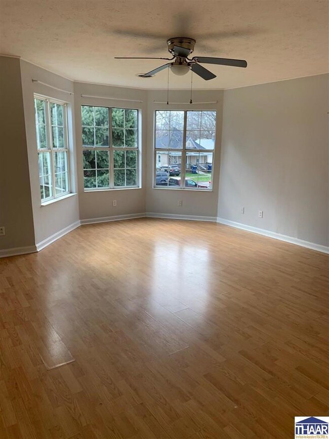 2428 Dillman St, Terre Haute, IN 47802 - photo 6