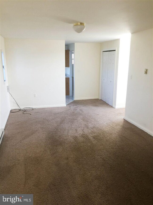 6 W Main St unit 3rd Floor, Hummelstown, PA 17036 - photo 6