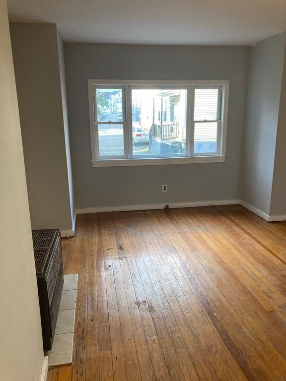 94 Snell St unit 1E, Fall River, MA 02721 - photo 3