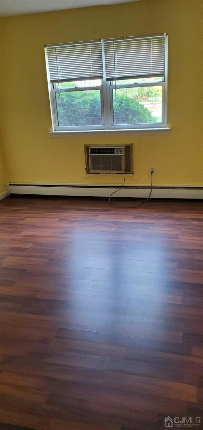 55 Gill Ln unit 67, Iselin, NJ 08830 - photo 2