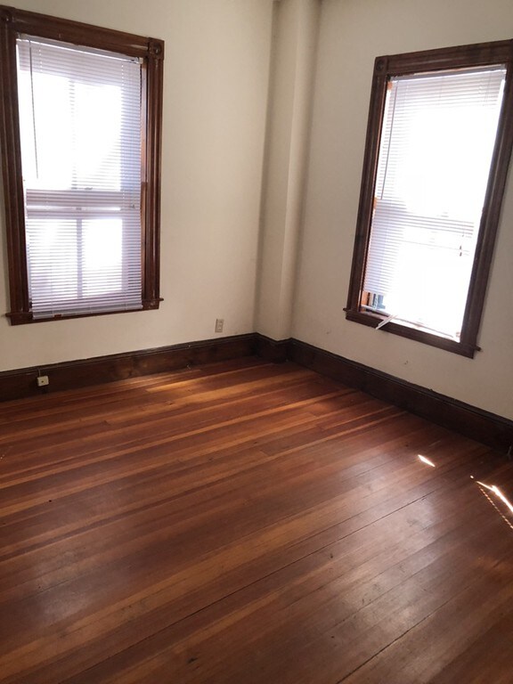 49 Weld Hill St, Jamaica Plain, MA 02130 - photo 7