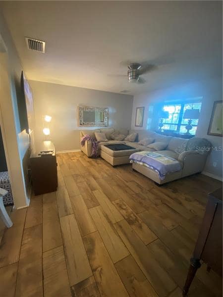 5809 Maple Ln, Tampa, FL 33610 - photo 5