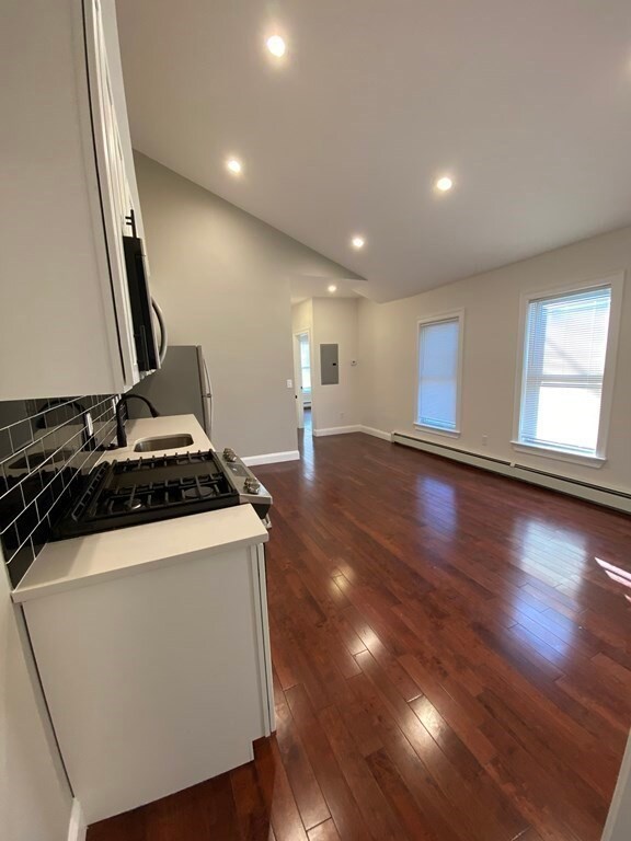 3 Cedar St unit 2, Roxbury, MA 02119 - photo 3