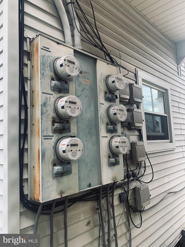 906 Centre St, Ashland, PA 17921 - photo 4