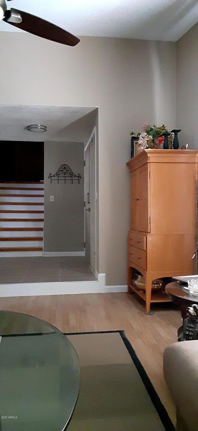 Living Room8