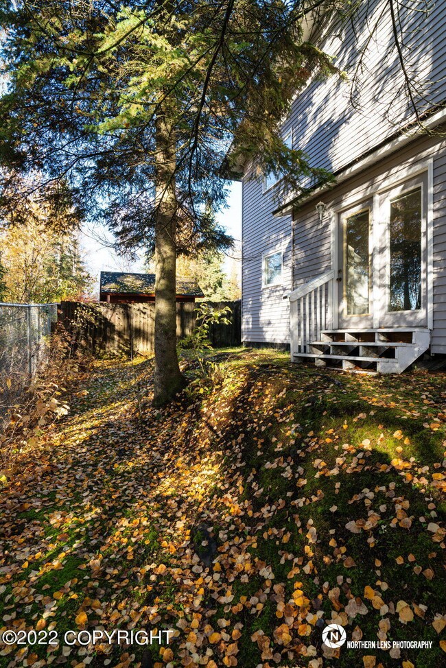 6224 Geronimo Cir, Anchorage, AK 99504 - photo 5