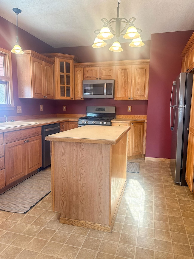 501 W Jenny St, Bay City, MI 48706 - photo 2