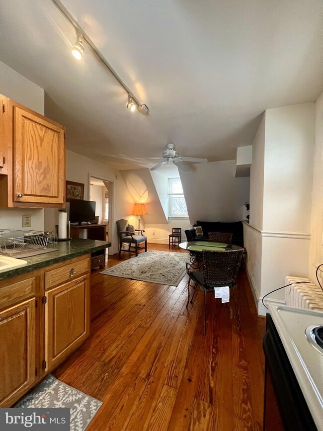 1215 Gilpin Ave unit 3, Wilmington, DE 19806 - photo 5