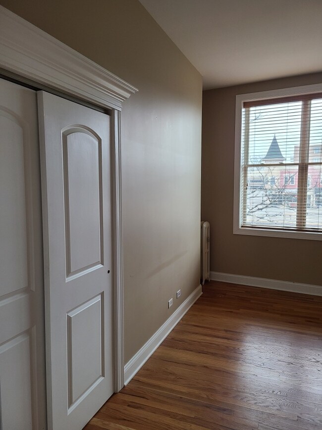 127 W 1st St unit 4, Elmhurst, IL 60126 - photo 6