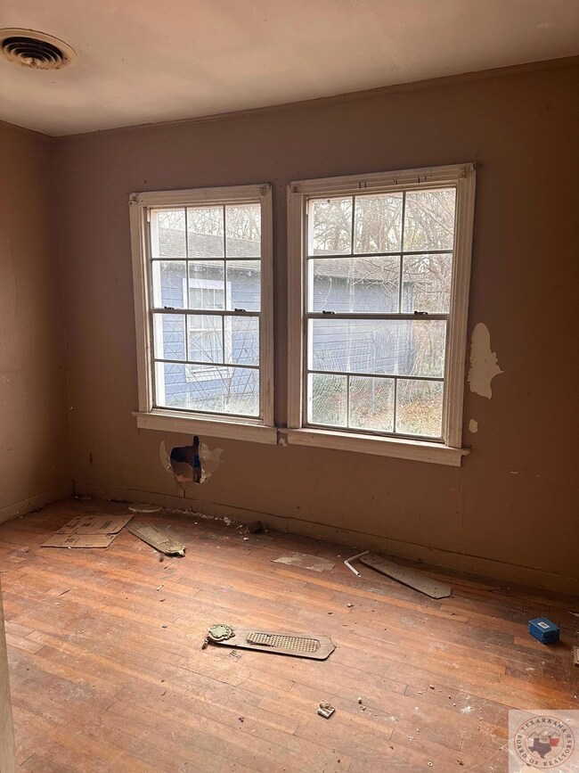 800 Guam St unit Suite A, Wake Village, TX 75501 - photo 2