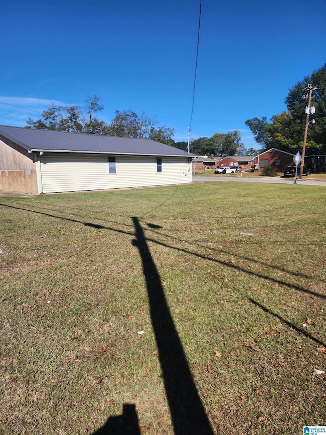 1502 7th St N, Clanton, AL 35045 - photo 3