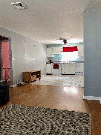 5455 N Main St unit 15E, Fall River, MA 02720 - photo 3