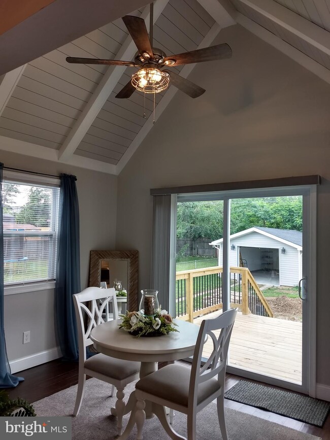 712 Maryland Ave, Essex, MD 21221 - photo 7