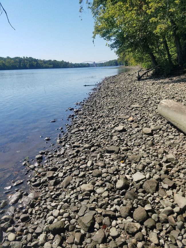 28 & 33 River Rd, Cromwell, CT 06416 - photo 6