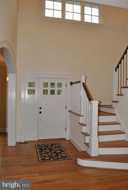 4505 37th St N, Arlington, VA 22207 - photo 2