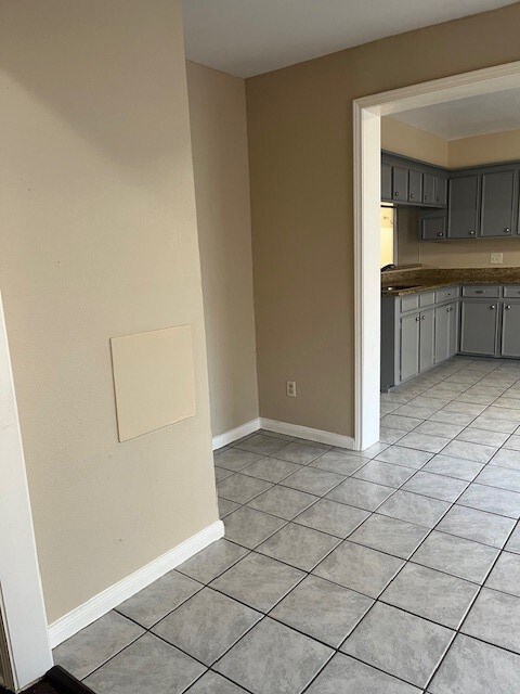 Breakfast Room off Entry leads to Large Kitchen

HIPAA Compliance 
Clinical Applications 
Routine Laboratory Testing 
Clear Communication