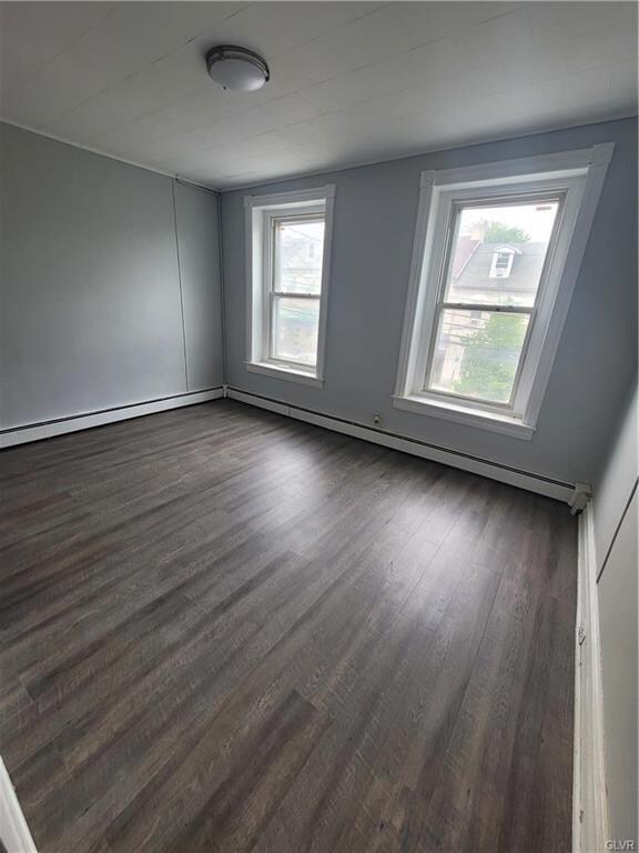 452 W Gordon St, Allentown, PA 18102 - photo 3