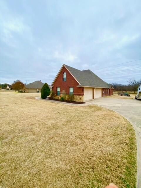 148 Fossil Rock Dr, Azle, TX 76020 - photo 3