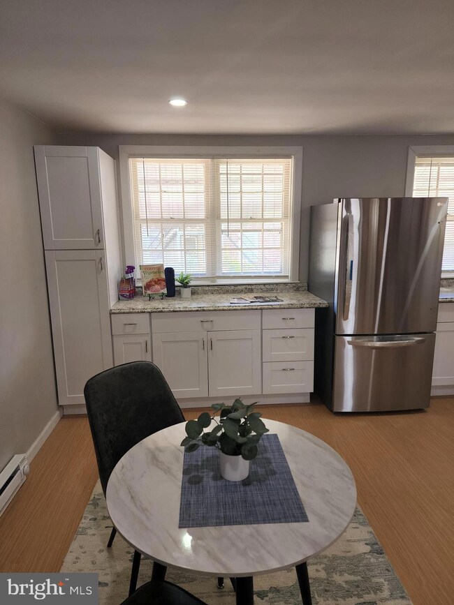 300 Mulberry St, Darby, PA 19023 - photo 7