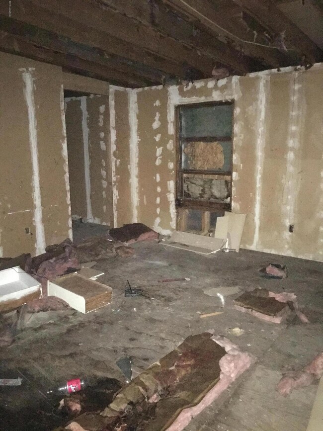 6307 Cooper Chapel Rd, Louisville, KY 40229 - photo 5