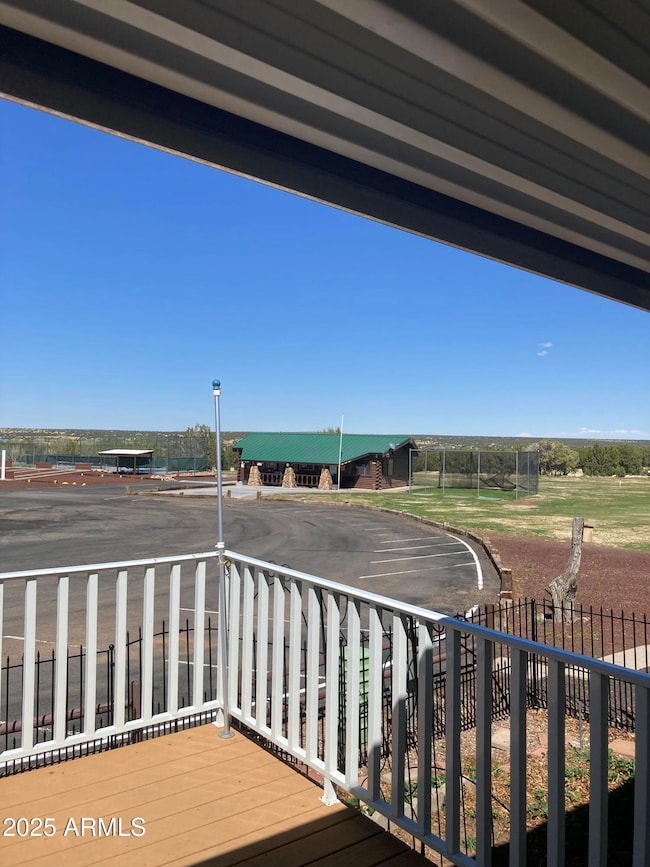 OpenViewsAndWalkToGolf_and_Activities