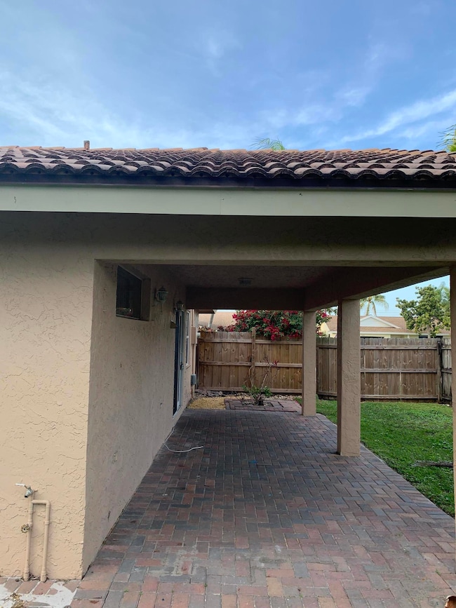 9208 Edgemont Ln, Boca Raton, FL 33434 - photo 6