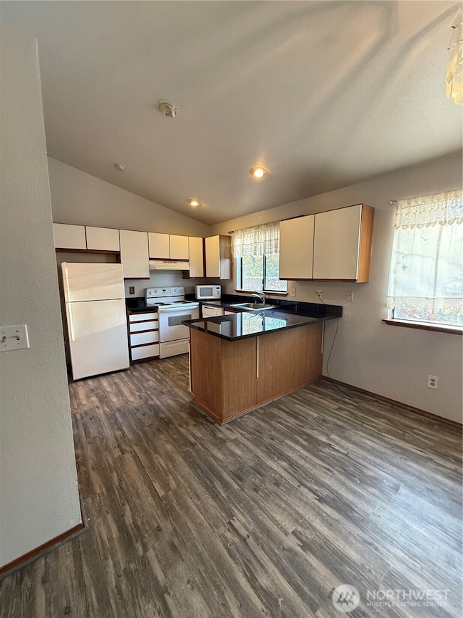 2024 SE 8th Dr, Renton, WA 98055 - photo 2