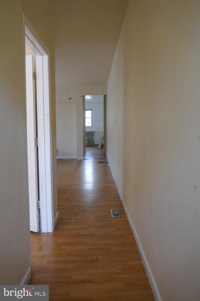 1932 W Saratoga St, Baltimore, MD 21223 - photo 3