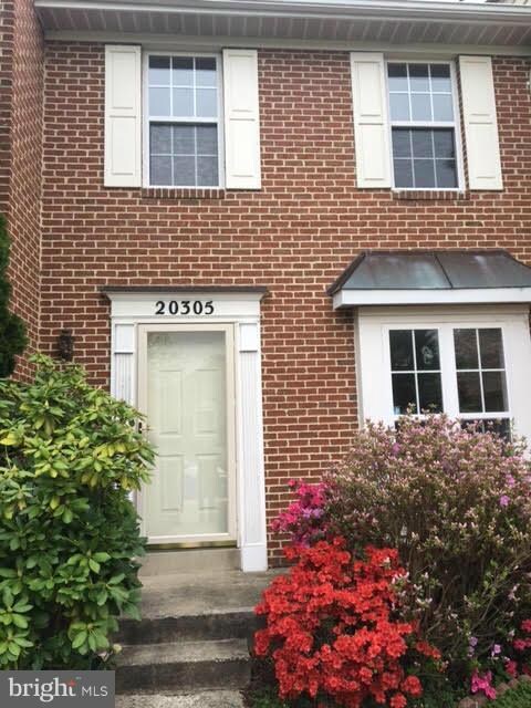 20305 Mill Pond Terrace, Germantown, MD 20876 - photo 2