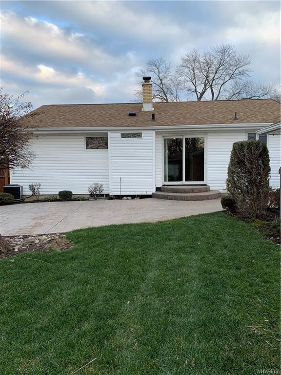 1462 Moll St, North Tonawanda, NY 14120 - photo 2