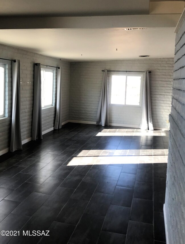 448 W Hardy Rd, Tucson, AZ 85704 - photo 7