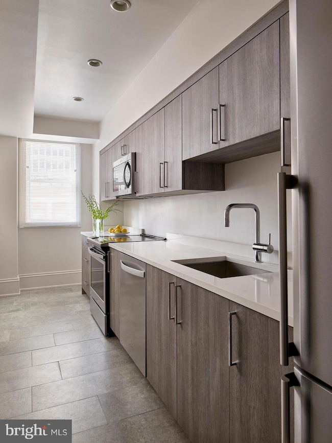 135 S 18th St unit PENTHOUSE, Philadelphia, PA 19103 - photo 3