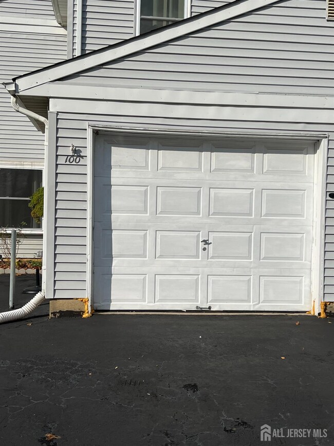 100 Wyndmoor Dr, East Windsor, NJ 08520 - photo 7