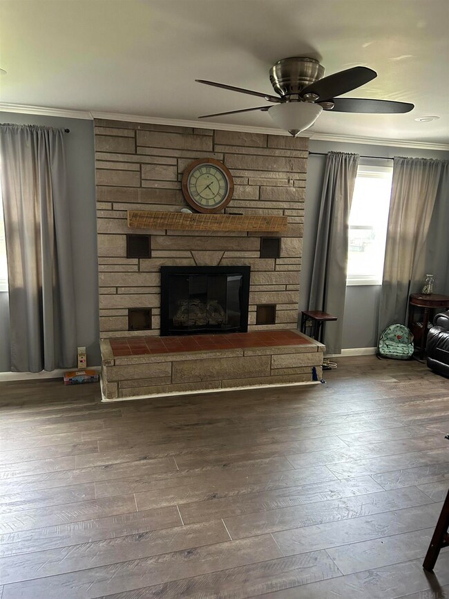 330 W Butcher St, Geneva, IN 46740 - photo 7