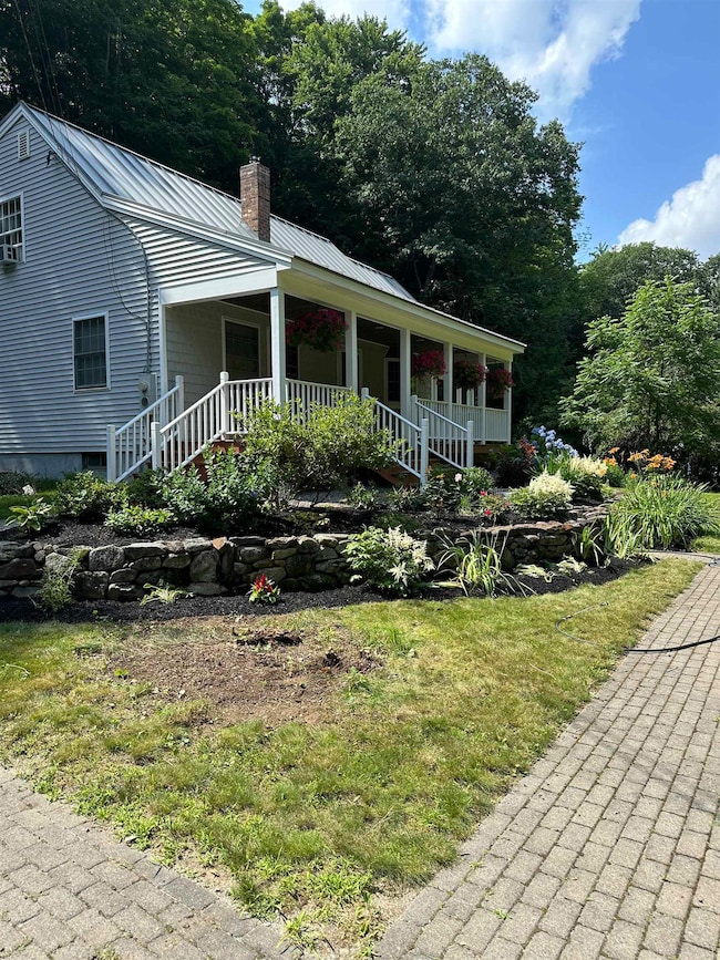 124 Oak Hill Rd, Weare, NH 03281 - photo 3