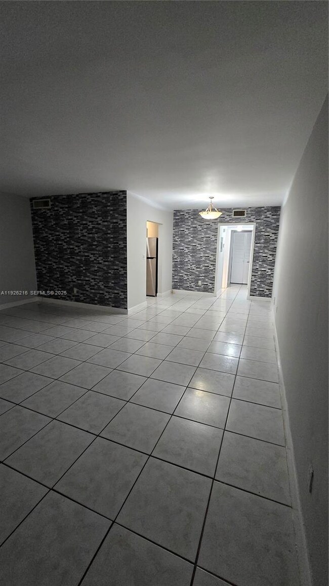 11855 NE 19th Dr unit 52, North Miami, FL 33181 - photo 6