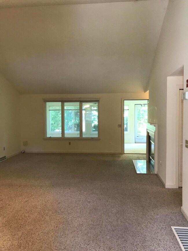 2 Friendship Ct, Mashpee, MA 02649 - photo 7