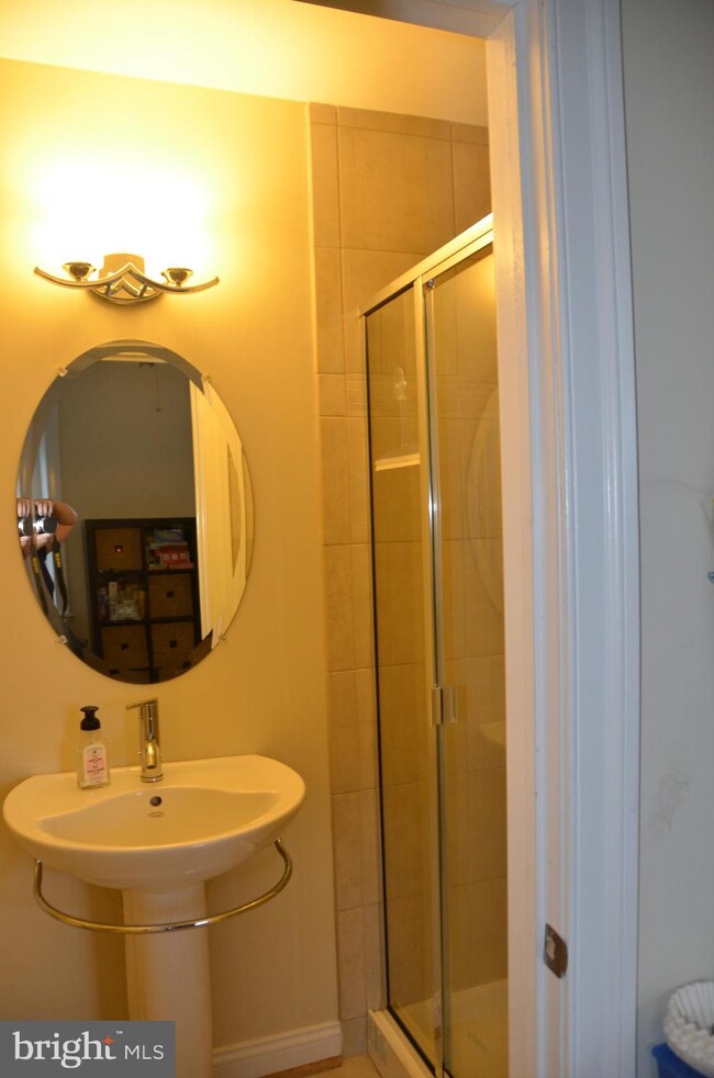 2124 E Baltimore St, Baltimore, MD 21231 - photo 7