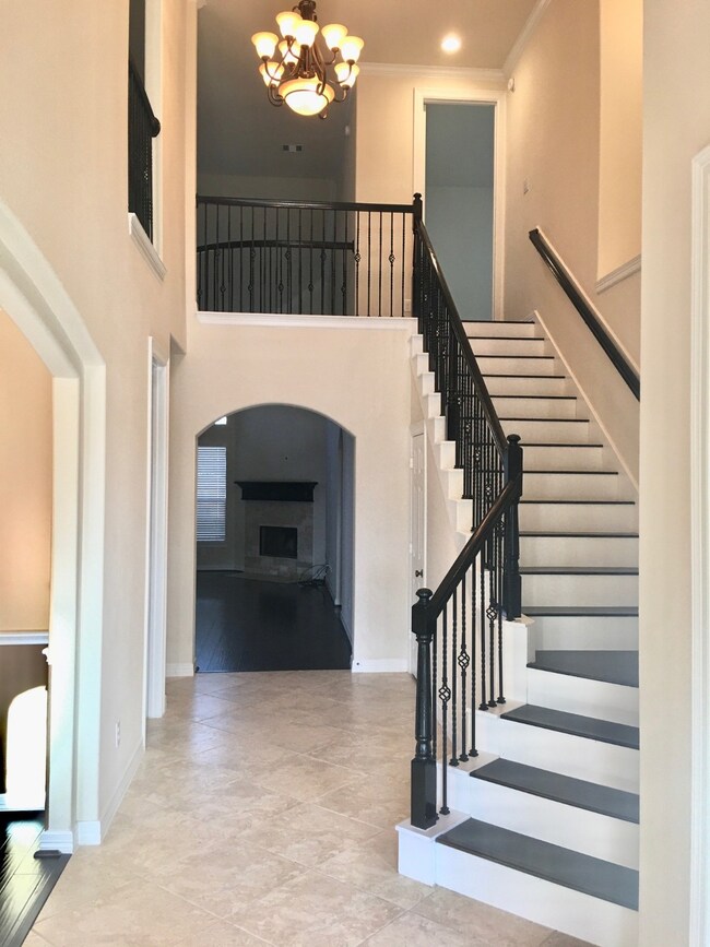 27538 Fleming Bluff Ct, Fulshear, TX 77441 - photo 7