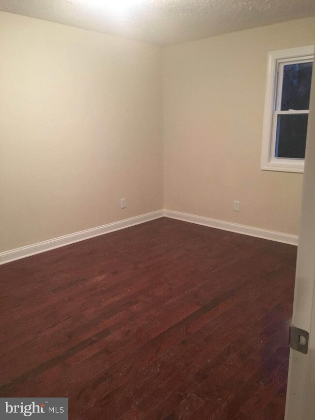 6001 89th Ave, New Carrollton, MD 20784 - photo 5