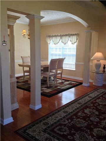 FORMAL DINING AREA