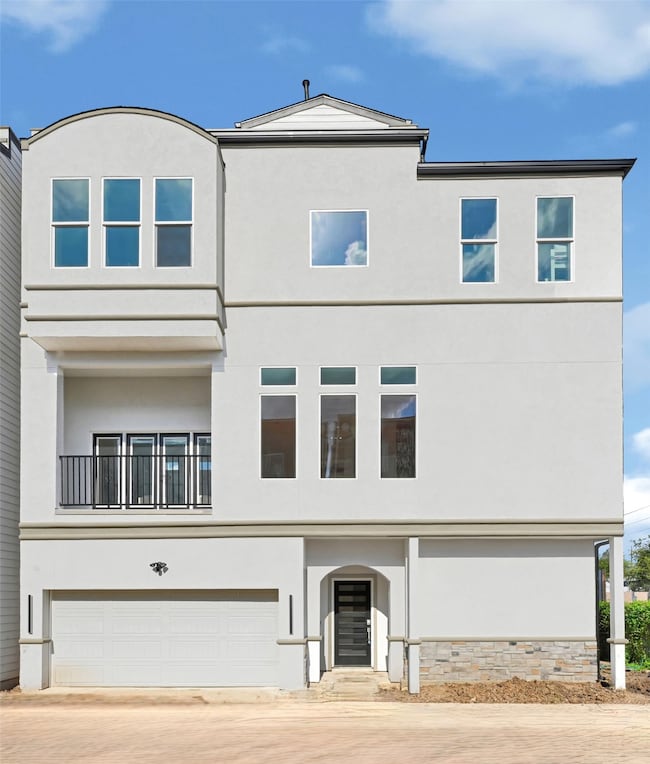 Galleria luxury and modern living at its finest! This is the model home.