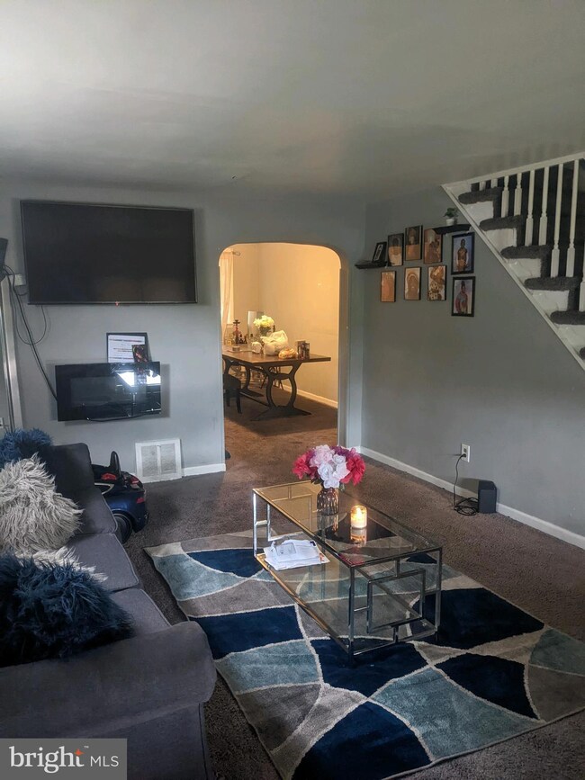 3 Southridge Rd, Darby, PA 19023 - photo 2