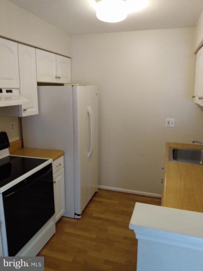 123 Claire Ct unit 3, Blackwood, NJ 08012 - photo 5