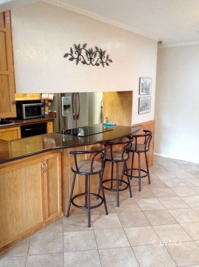 Dining room/ kitchen