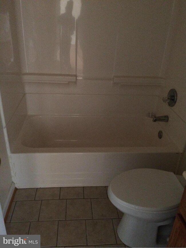 5100 F St SE unit 9, Washington, DC 20019 - photo 6