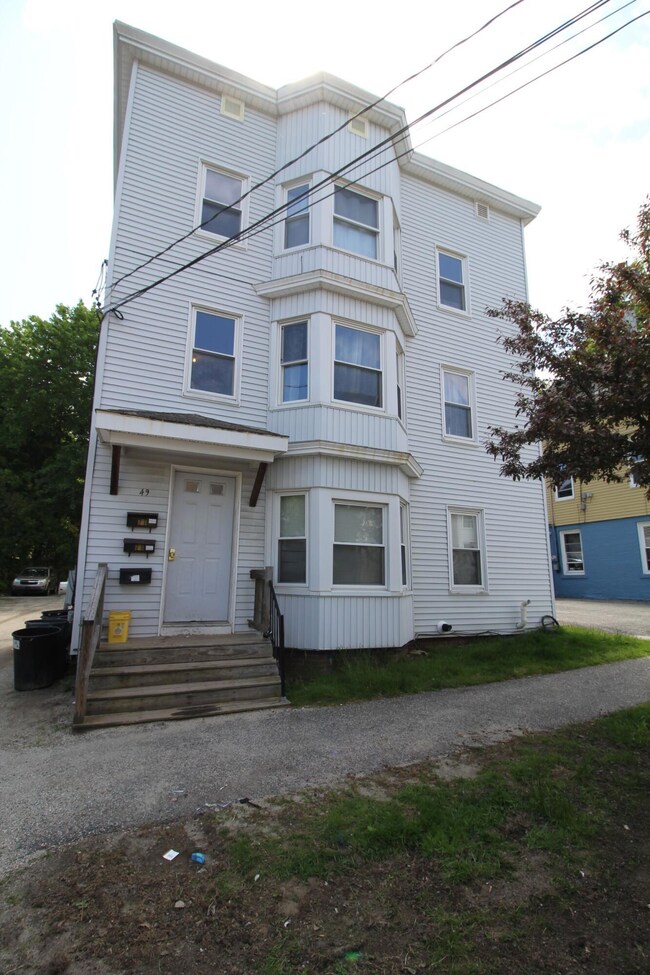 6. 49 Fourth St