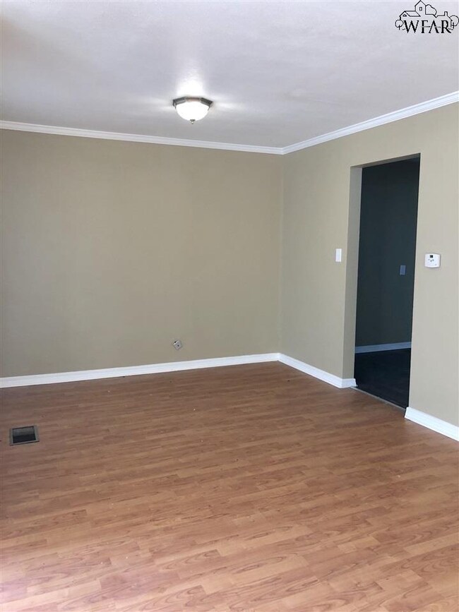 1520 Hursh Ave, Wichita Falls, TX 76302 - photo 3