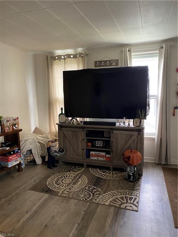 1812 W. 11 up living rm